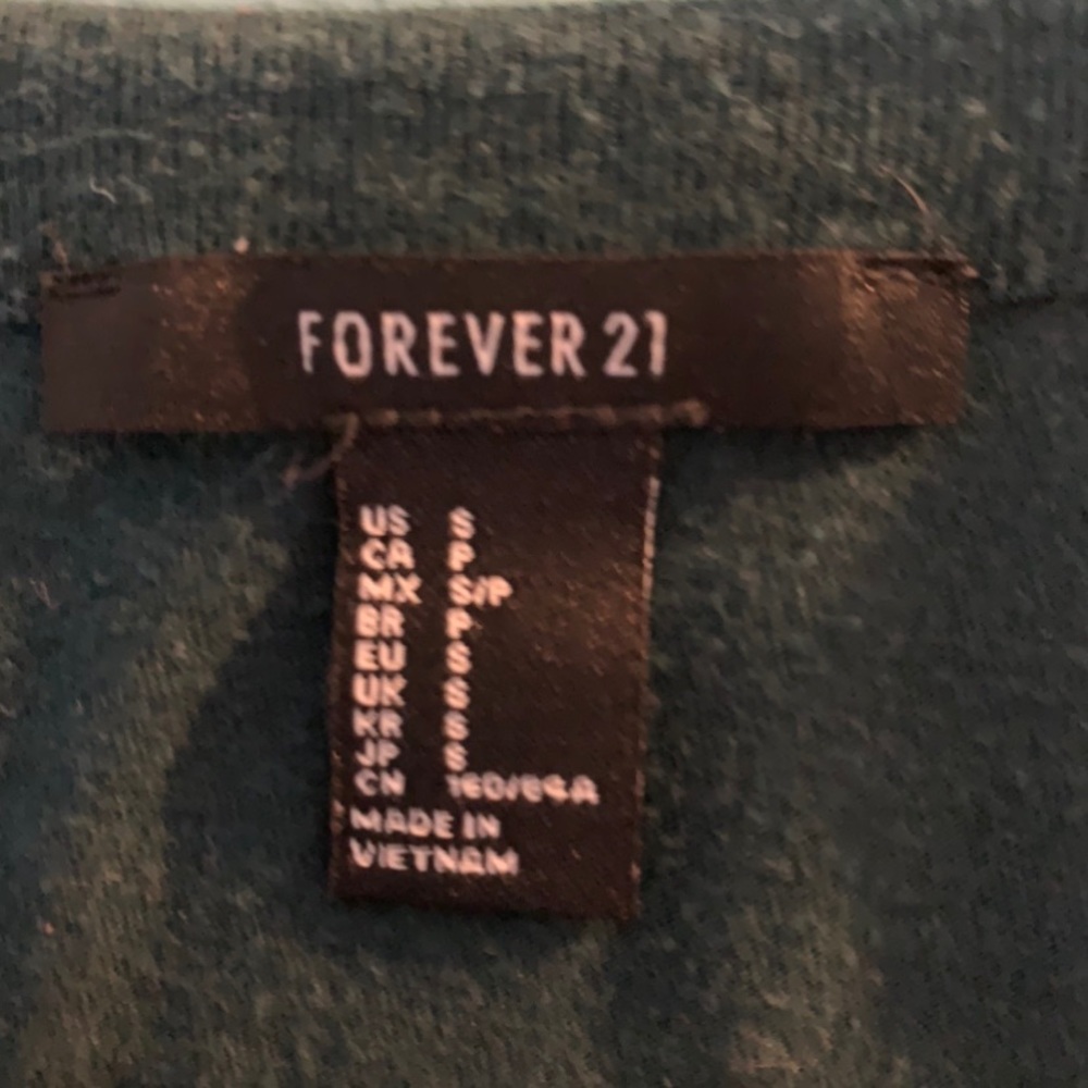 Shirt - Picture 4 of 4